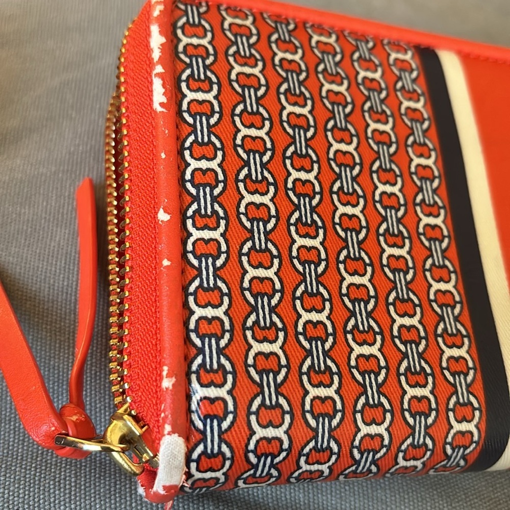 Tory Burch Red and Blue Patterned Wallet - Picture 3 of 12